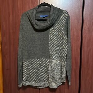 Turtleneck‎ sweater